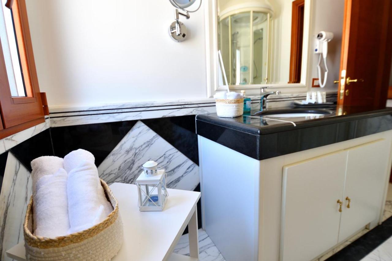 Bed and Breakfast Le Cinema Formia Zewnętrze zdjęcie