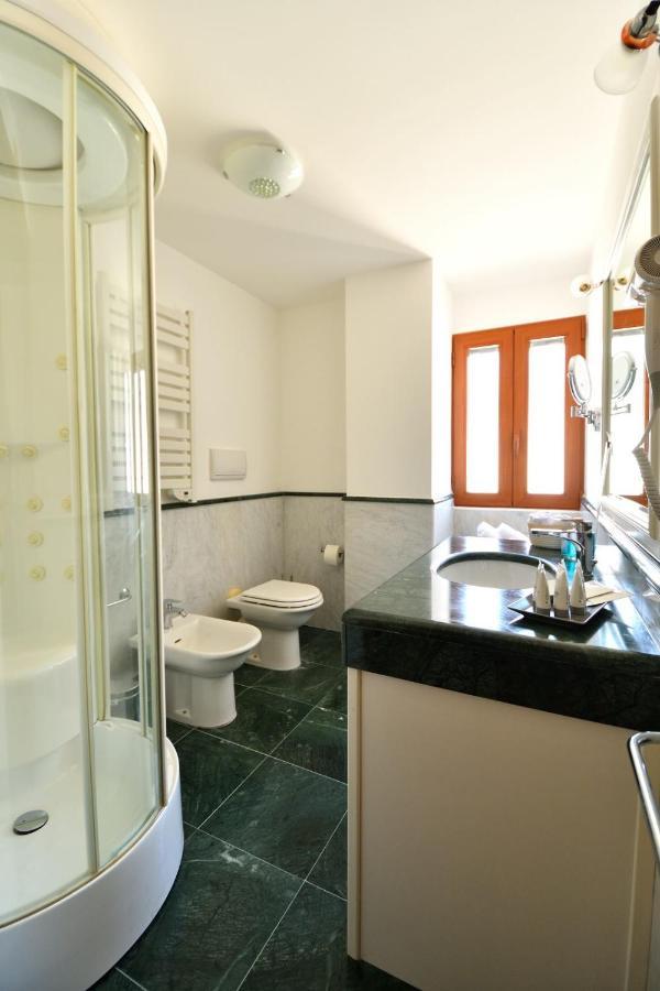 Bed and Breakfast Le Cinema Formia Zewnętrze zdjęcie